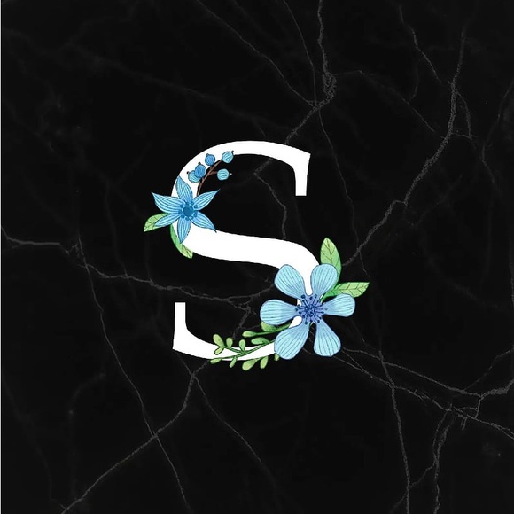 Meet Your Posher, Skyla - Picture 1 of 1